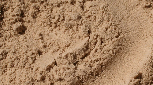 Горячий песок.